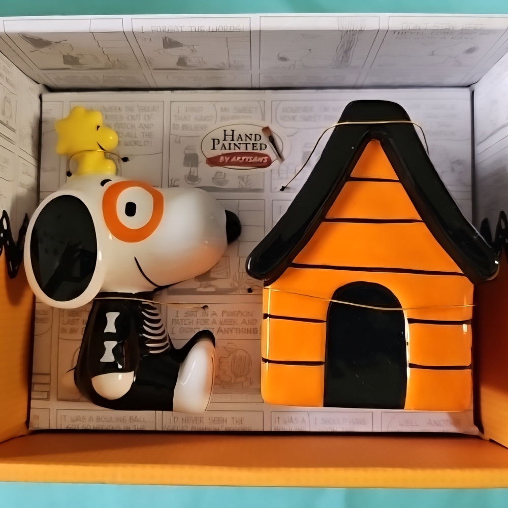ZrikeBrands Peanuts Snoopy and Woodstock Salt And Pepper Shaker Ceramic Set